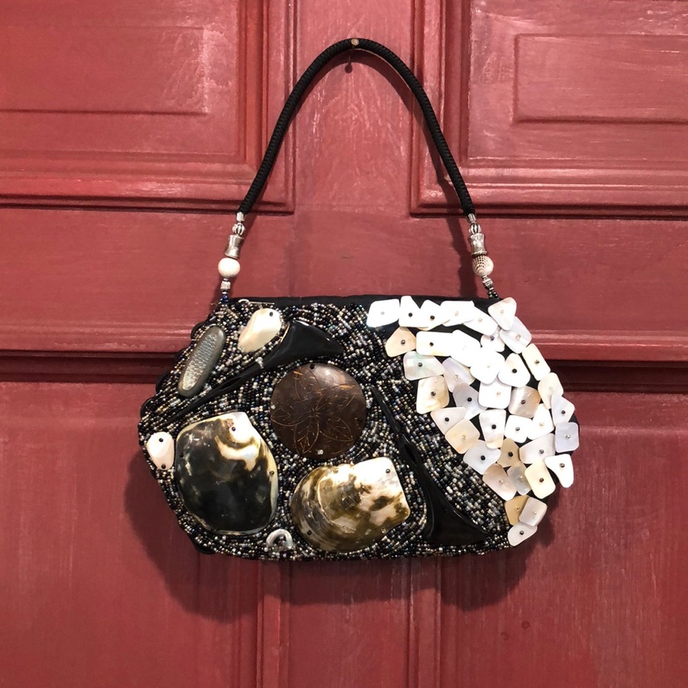 Shell purse